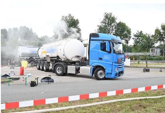 【资讯】德国科隆发生盐酸泄露事故  危化品运输安全检查很重要