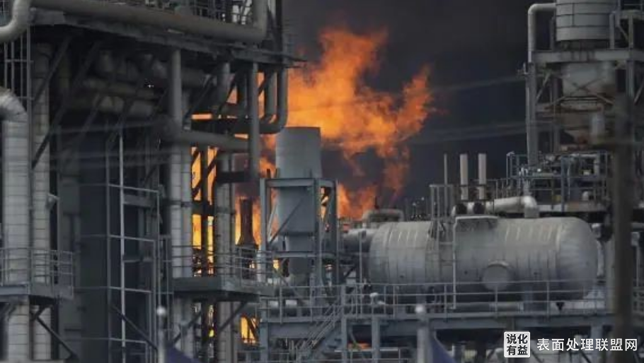 【新闻】美国德州壳牌化工厂烯烃部门突发爆炸 导致5名工人住院