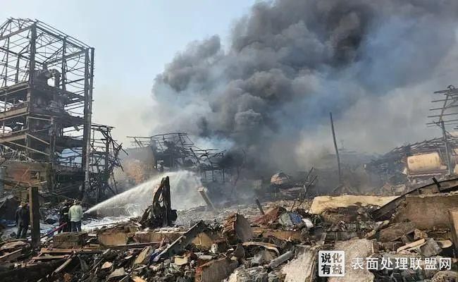 【突发】印度一化工厂发生大规模爆炸 已致6死25伤